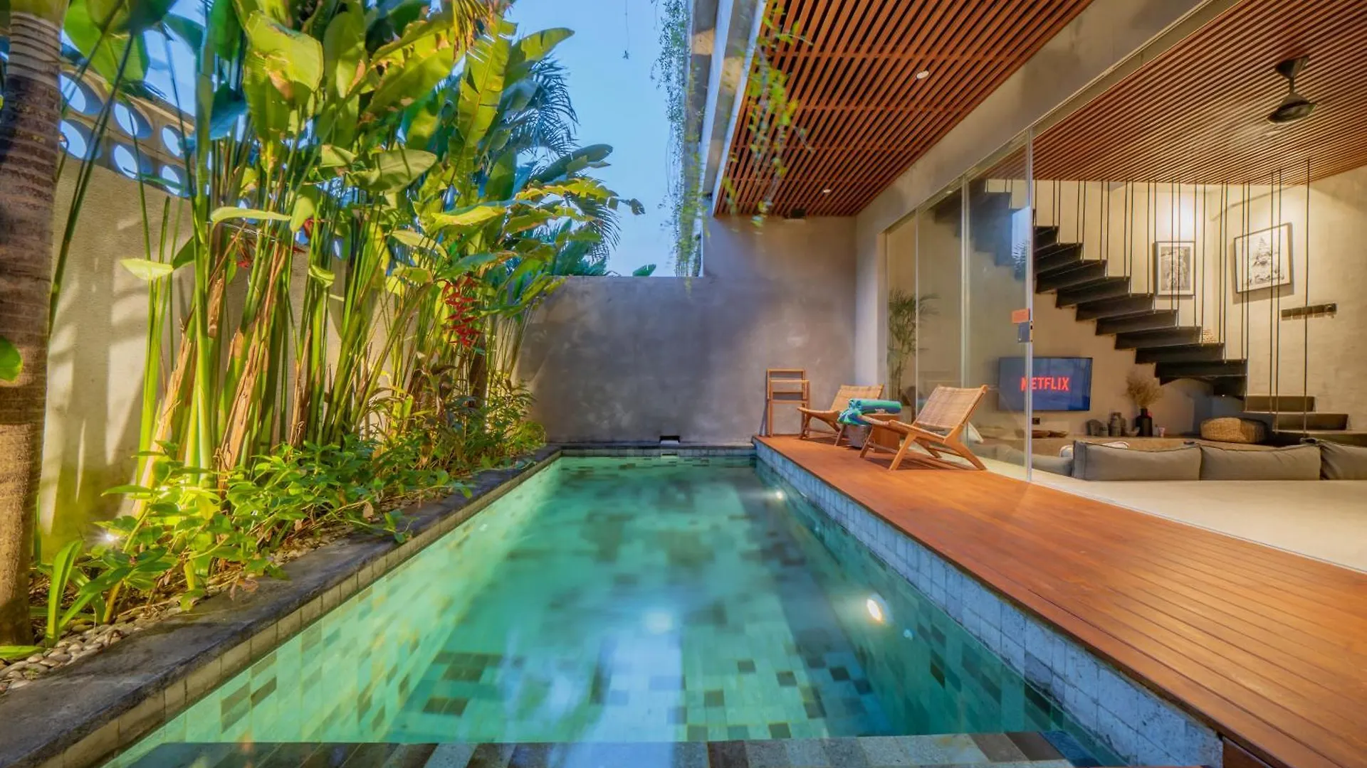 2 Bedroom 5Min Walk To Berawa Beach And Finns Beach Club Canggu  Indonesia