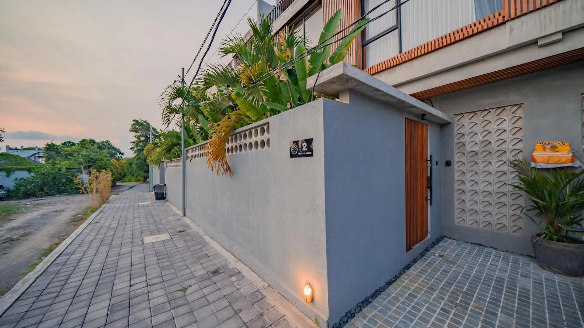 Villa 2 Bedroom 5Min Walk To Berawa Beach And Finns Beach Club Canggu  Indonesia