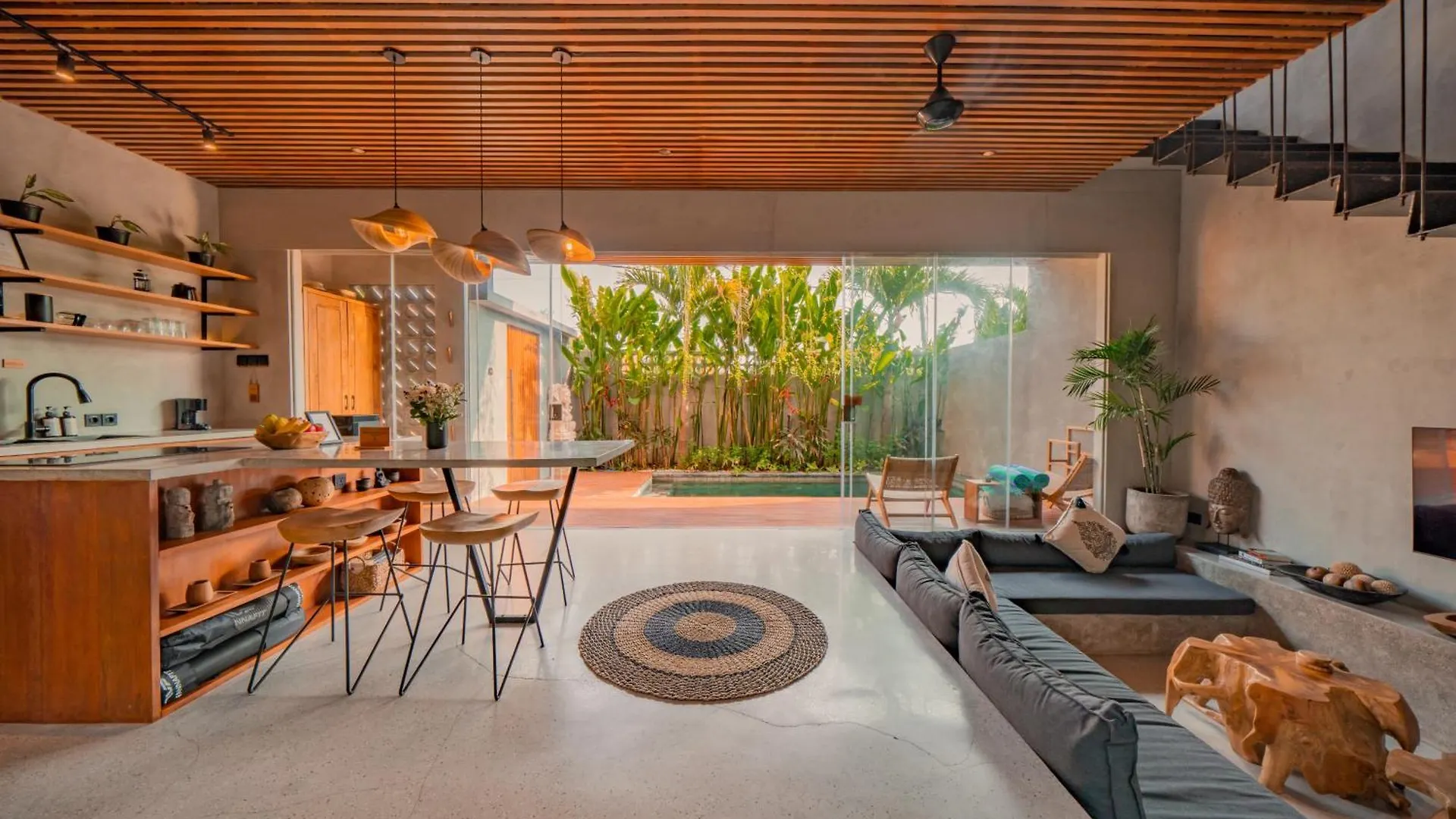 2 Bedroom 5Min Walk To Berawa Beach And Finns Beach Club Canggu