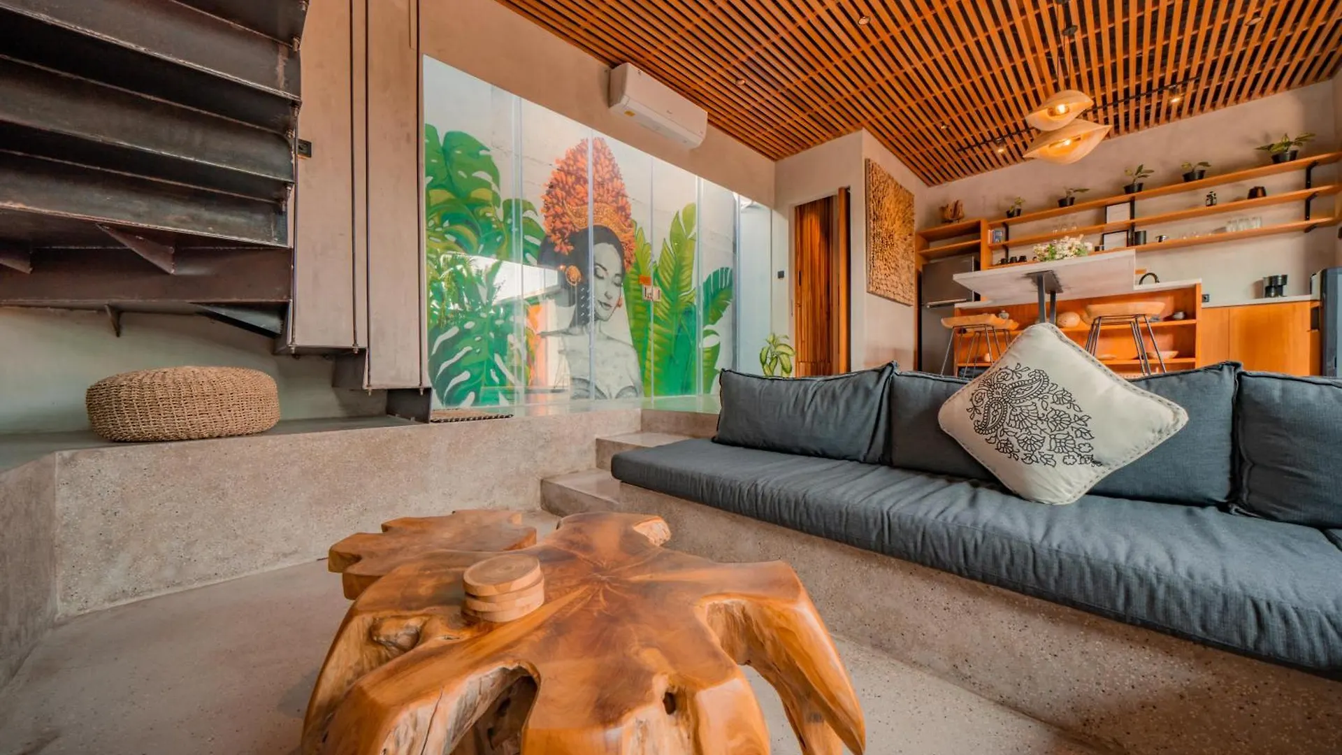 2 Bedroom 5Min Walk To Berawa Beach And Finns Beach Club Canggu  Canggu (Bali)