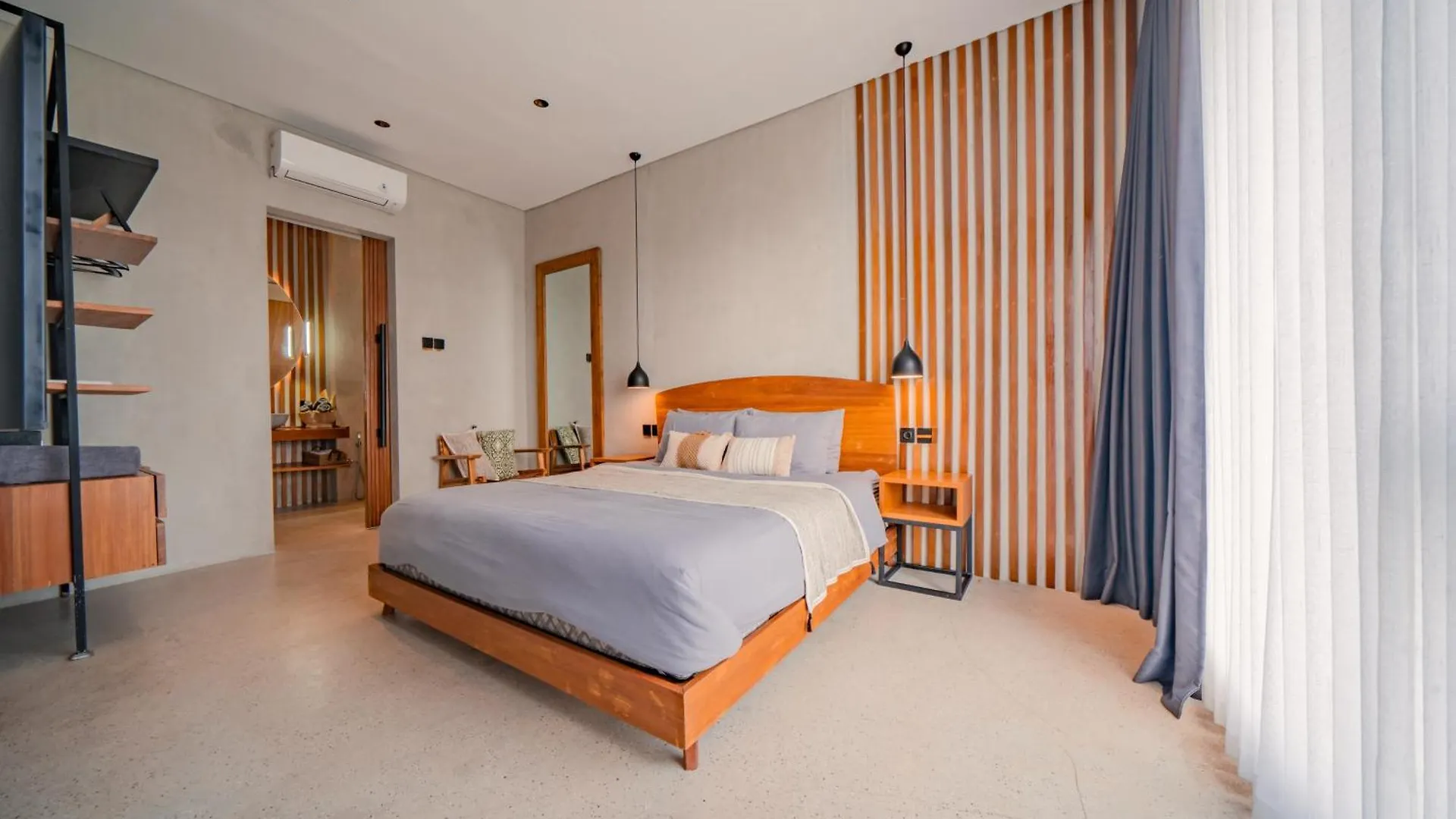 Villa 2 Bedroom 5Min Walk To Berawa Beach And Finns Beach Club Canggu